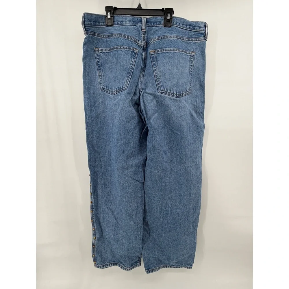 Universal Thread Mid Rise Baggy Studded Side Jeans Blue Medium‎ Wash Size 12
